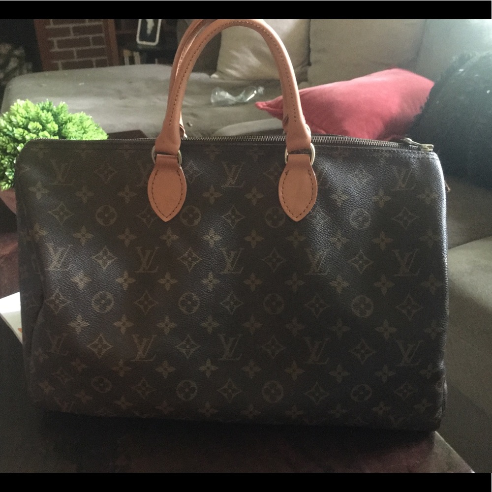 Louis Vuitton speedy 40